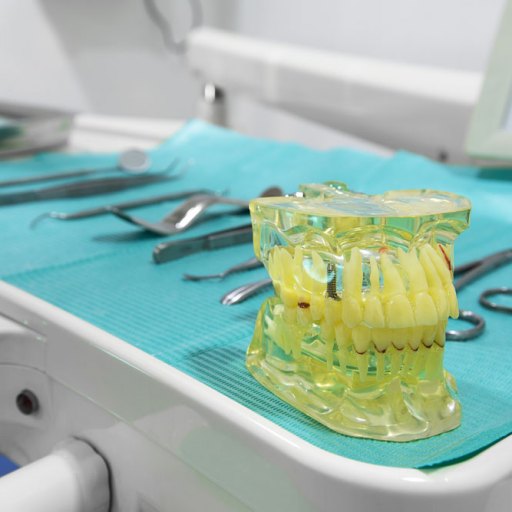 Chopra-Dental-Care-02